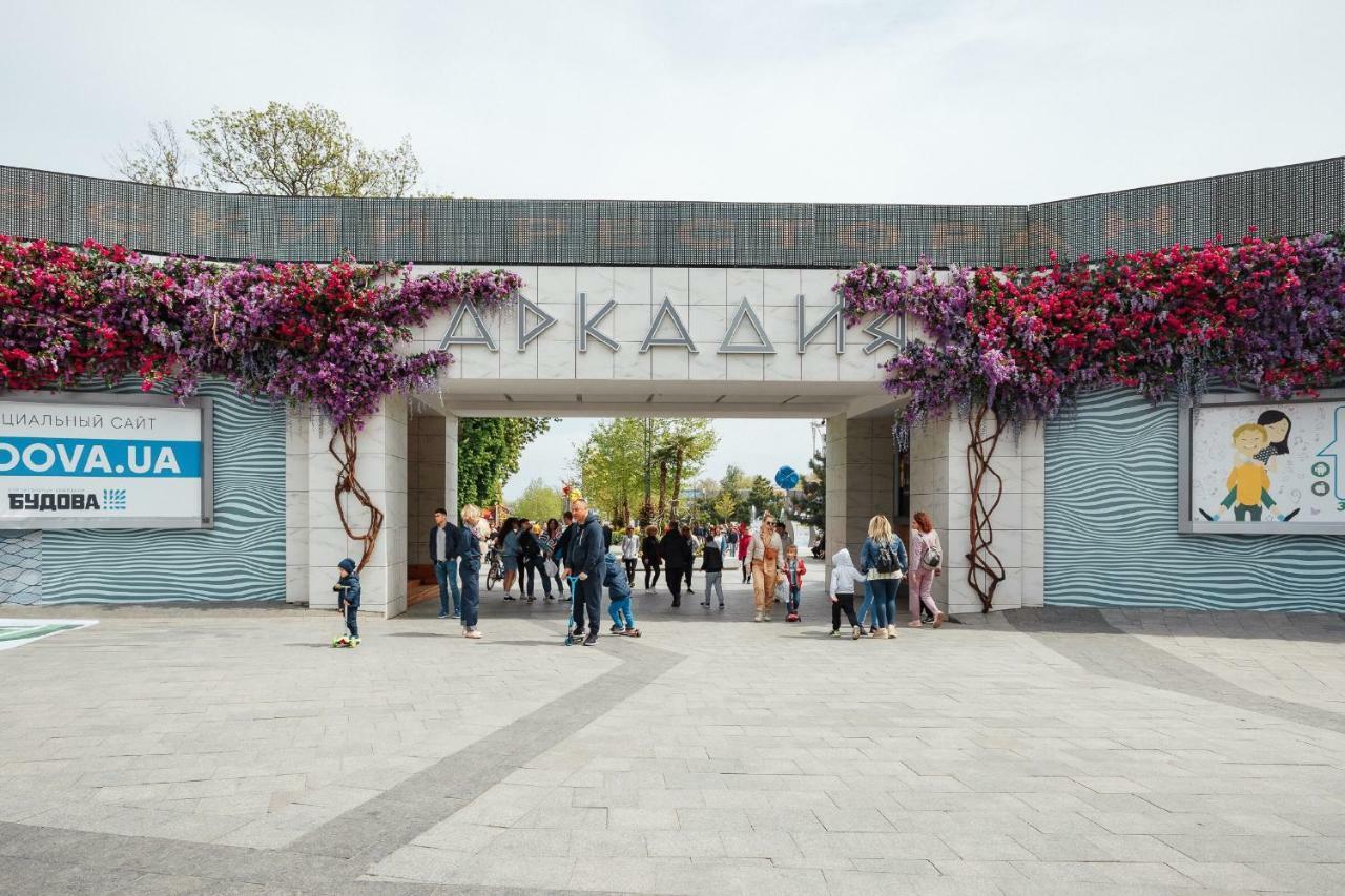 Grey Apartment Одесса Экстерьер фото